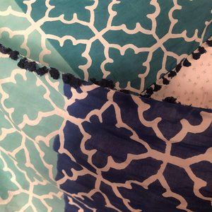 Roberta Roller Rabbit scarf/shawl